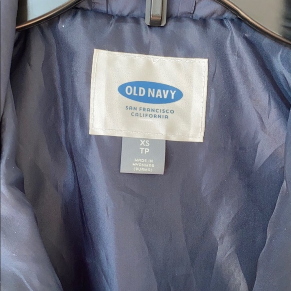 Vest - Picture 3 of 3